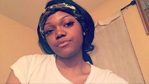 Meet your Posher, Alexia